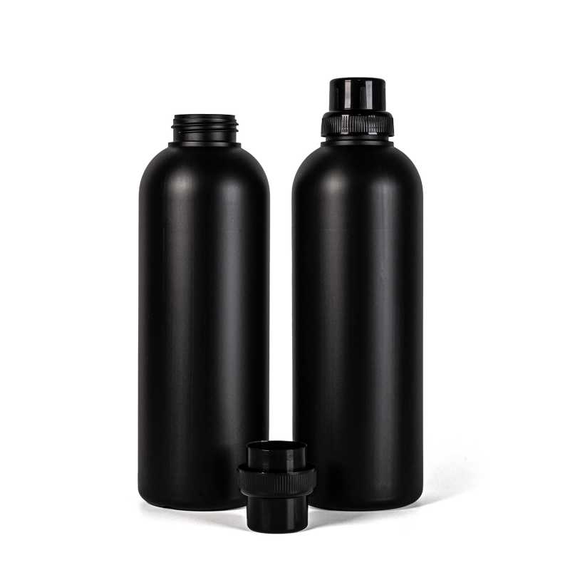 Botella de plástico, negra, tapón negro 2, 1 l
