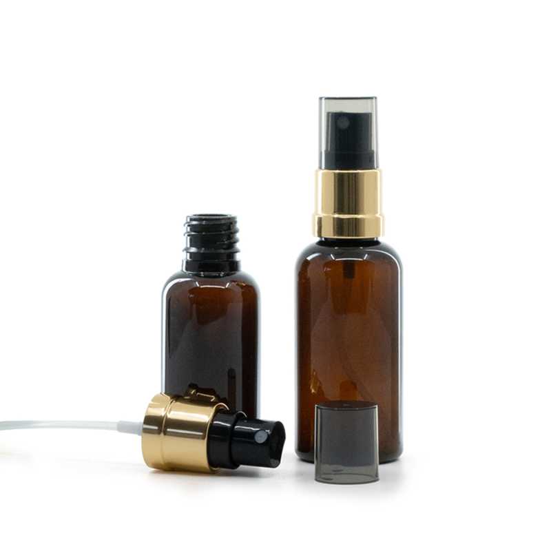Frasco de plástico ámbar, pulverizador negro y dorado, sobretapa ahumada, 30 ml