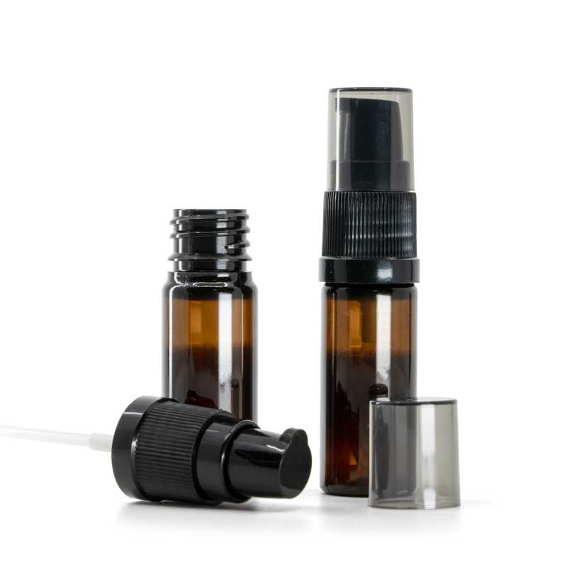 Frasco de plástico marrón, dispensador de crema negro con sobretapa ahumada, 10 ml
