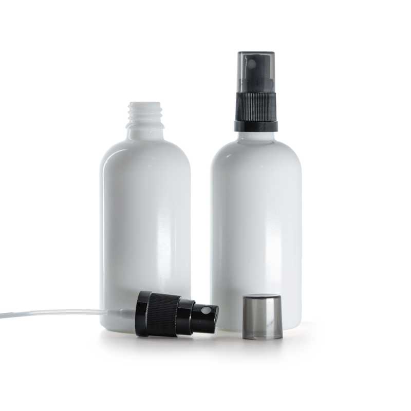 Frasco de vidrio blanco, pulverizador negro, sobretapa ahumada, 100 ml