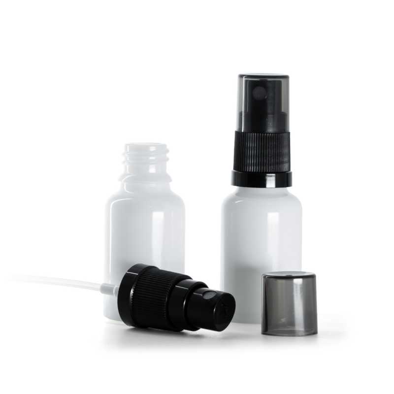 Frasco de vidrio blanco, pulverizador negro con sobretapa ahumada, 15 ml