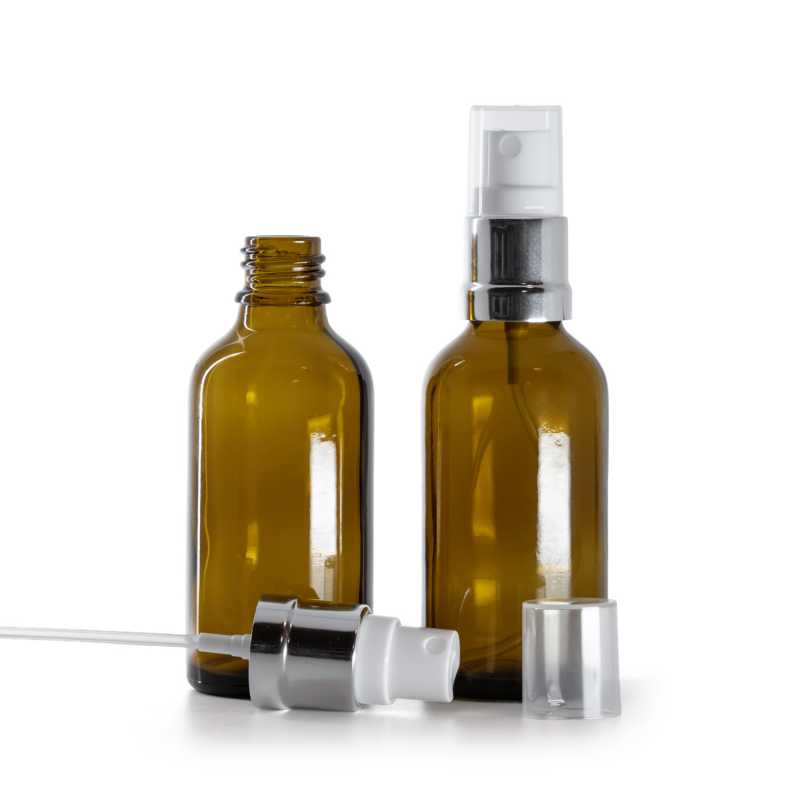 Botella de vidrio ámbar, pulverizador plateado blanco, 50 ml