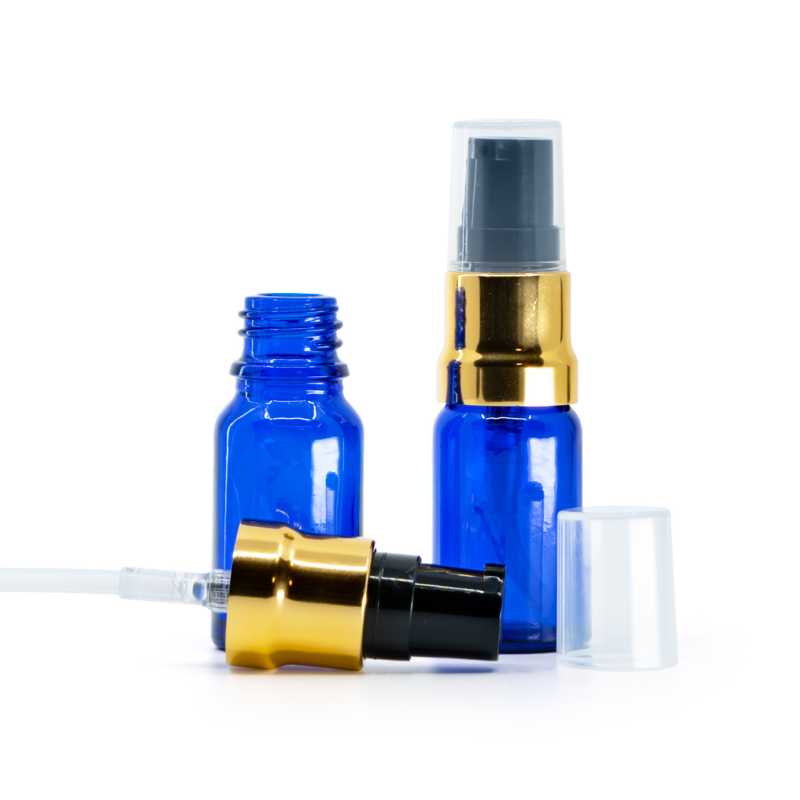 Botella de vidrio, azul, dosificador negro dorado brillante con tapa exterior transparente, 10 ml