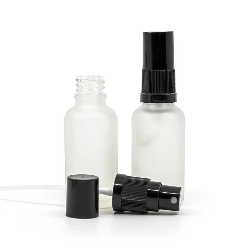 Botella de vidrio, transparente esmerilada, pulverizador negro, tapa negra, 30 ml